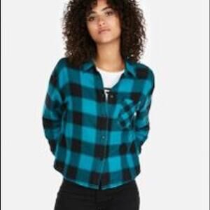 NWT Express Women's Cropped Flannel Top Size Large